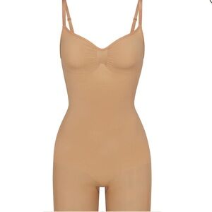 SKIMS‎ Seamless Sculpt Mid Thigh Bodysuit in Ochre